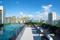 Kolam Renang Hyatt Place Bangkok Sukhumvit