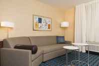 Common Space Fairfield Inn & Suites by Marriott Indianapolis Fishers