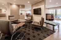 Bar, Cafe and Lounge TownePlace Suites by Marriott Cleveland