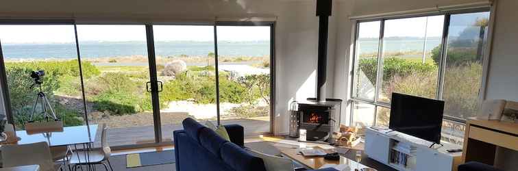 Lobi Coorong Waterfront Retreat