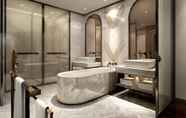 Toilet Kamar 7 PRIMUS Hotel Wuhan Hannan