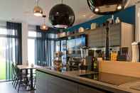 Bar, Kafe dan Lounge Arthotel Ana Living