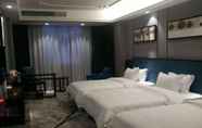 Kamar Tidur 3 Foshan Longwan Hotel