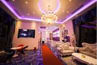 Lobi Brightman Theme Hotel