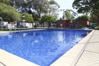 Kolam Renang Nagambie Caravan Park & Motel