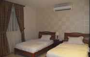 Bedroom 4 Roshan Gulf Hotel Units