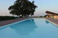 Swimming Pool Trulli Paparale