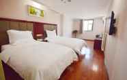 Bedroom 7 GreenTree Inn HeFei South High-Speed Railway Station BaoHe Avenue Baohe District Government Hotel