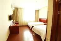 Phòng ngủ GreenTree Inn Fuyang Taihe County South Xiyang Road Hotel