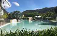 Swimming Pool 2 Absolute Waterfront Magnetic Island