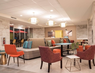 Sảnh chờ 2 Home2 Suites by Hilton Louisville Downtown NuLu