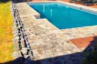 Swimming Pool Escondida Resort & Spa