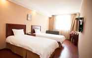 Bedroom 5 GreenTree Inn Jiangsu Zhenjiang Nanmenwai Street Shell Hotel
