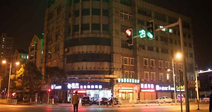 Exterior GreenTree Inn Jiangsu Zhenjiang Nanmenwai Street Shell Hotel