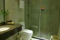 In-room Bathroom GreenTree Inn Zhoushan Shenjiamen Middle Donghai Road Shell Hotel