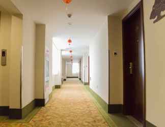 Lobi 2 GreenTree Inn TaiZhou XingHua WuLi Road WuLi Bridge Express Hotel