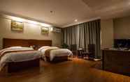 Bedroom 7 GreenTree Inn Zhenjiang Danyang Wanshan Park Express Hotel