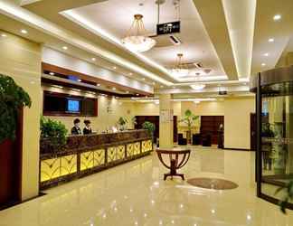 Lobby 2 GreenTree Inn JiangSu XuZhou Pizhou Railway Station Jiefang West Road Business Hotel