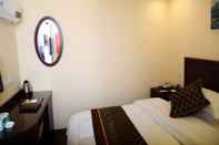 Kamar Tidur GreenTree Inn Shanghai Pudong Airport Heqing Huanqing Middle Road Express Hotel