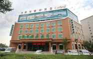 Bangunan 4 GreenTree Inn Puyang Pushang Huanghe Road Hotel