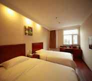 Kamar Tidur 5 GreenTree Inn Yantai Longkou East Bus Station Shell Hotel