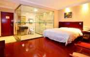 Bedroom 5 GreenTree Inn Lianyungang Donghai New Bus Station Express Hotel