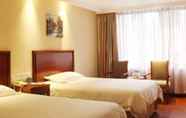 Bedroom 6 GreenTree Inn Lianyungang Donghai New Bus Station Express Hotel