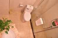 In-room Bathroom GreenTree Inn BaoDing Xiong county XiongZhou Road Express Hotel