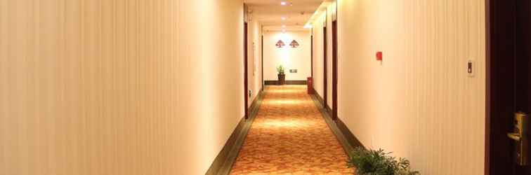 Lobby GreenTree Inn AnQing TongCheng City South ShengTang Road ShengTang International Hotel