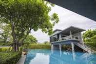 Kolam Renang Maximum Land & House with WiFi