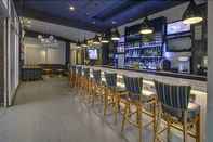 Bar, Kafe, dan Lounge SoHo 54 Hotel