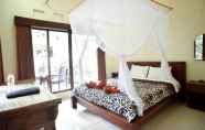 Bedroom 4 Omah D'Taman Hotel by EPS