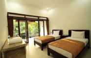Bedroom 5 Omah D'Taman Hotel by EPS