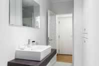 In-room Bathroom easyhomes - Spiga Suite