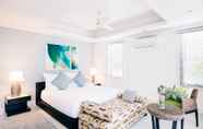Phòng ngủ 2 5 Bedroom Beach Front Villa Bang Po SDV145 By Samui Dream Villas