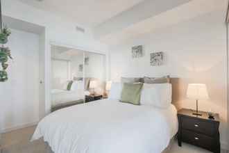 Bedroom 4 Noel Suites - York and Bremner