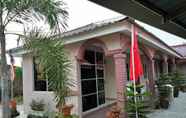 Luar Bangunan 4 Kampung Guest House