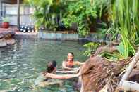 Swimming Pool Kimberley Travellers Lodge - Hostel