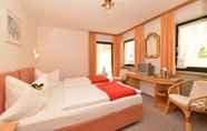 Bedroom 6 Hotel Adler