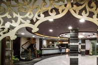 Lobby Hotel Aryan