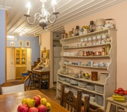 ร้านอาหาร 7 Acropolis Villa