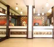 Lobby 2 Hotel Meera