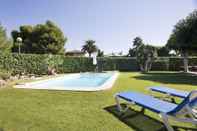 Swimming Pool Villa Navarra Terramar