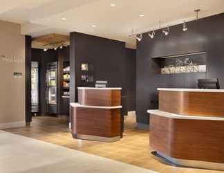 Lobi 2 Courtyard by Marriott Boston Dedham/Westwood