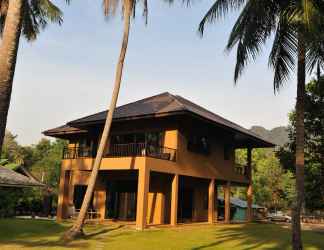 Exterior 2 Khao Tong Villa at Melina