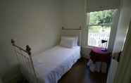 Kamar Tidur 6 Annies Garden Cottage