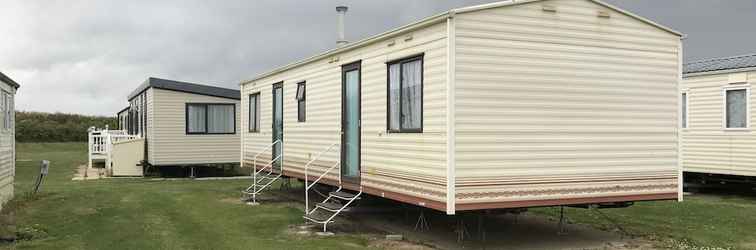 Exterior Rebecca Caravan Camber