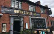 Bên ngoài 3 Queen Street Tap