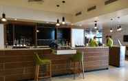 Bar, Kafe, dan Lounge 6 Isabella Penthouse 15th Floor, Seafront