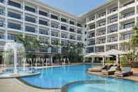 Kolam Renang Courtyard by Marriott Siem Reap Resort